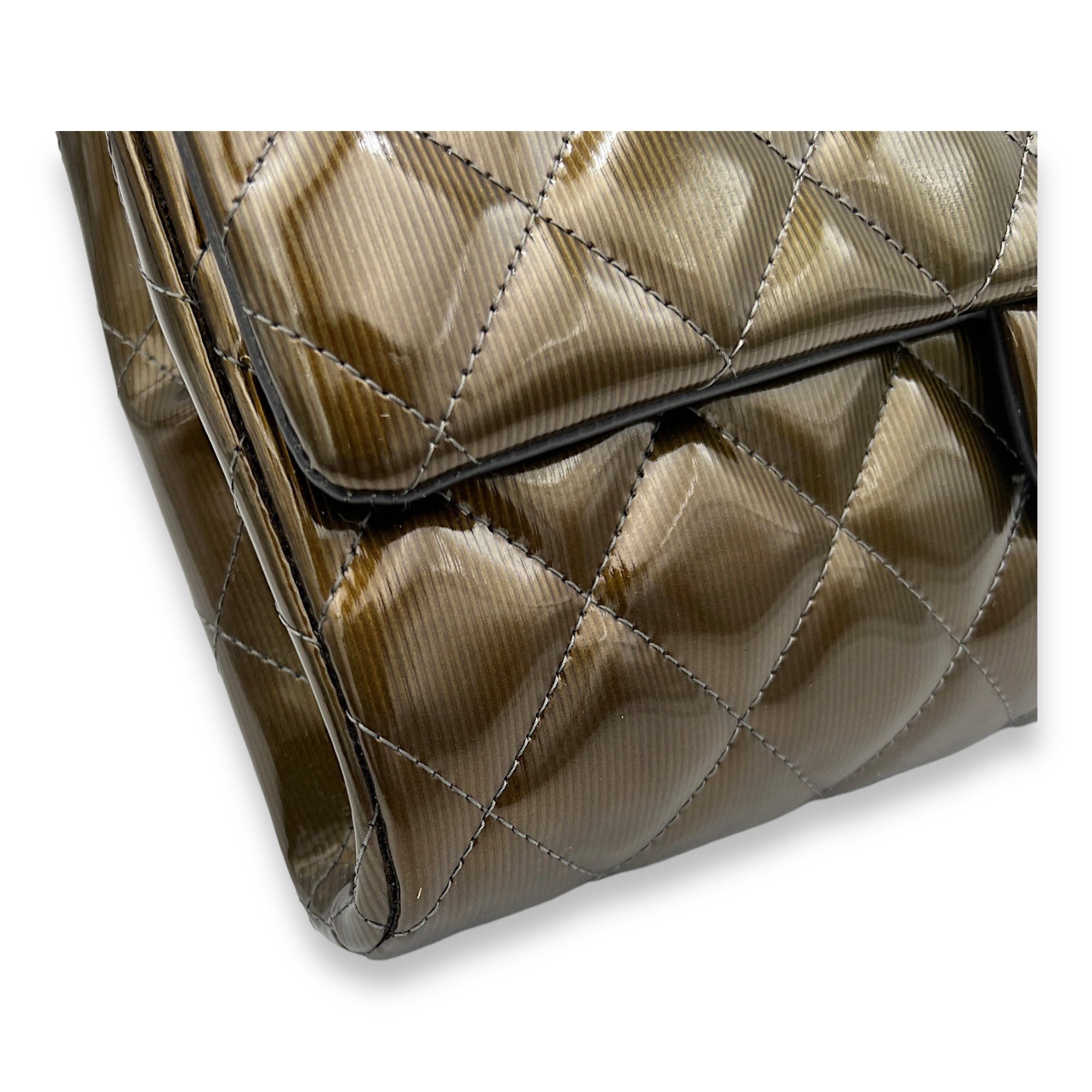 Quilted Flap Green Clutch in Patent Leather, Silver hardware