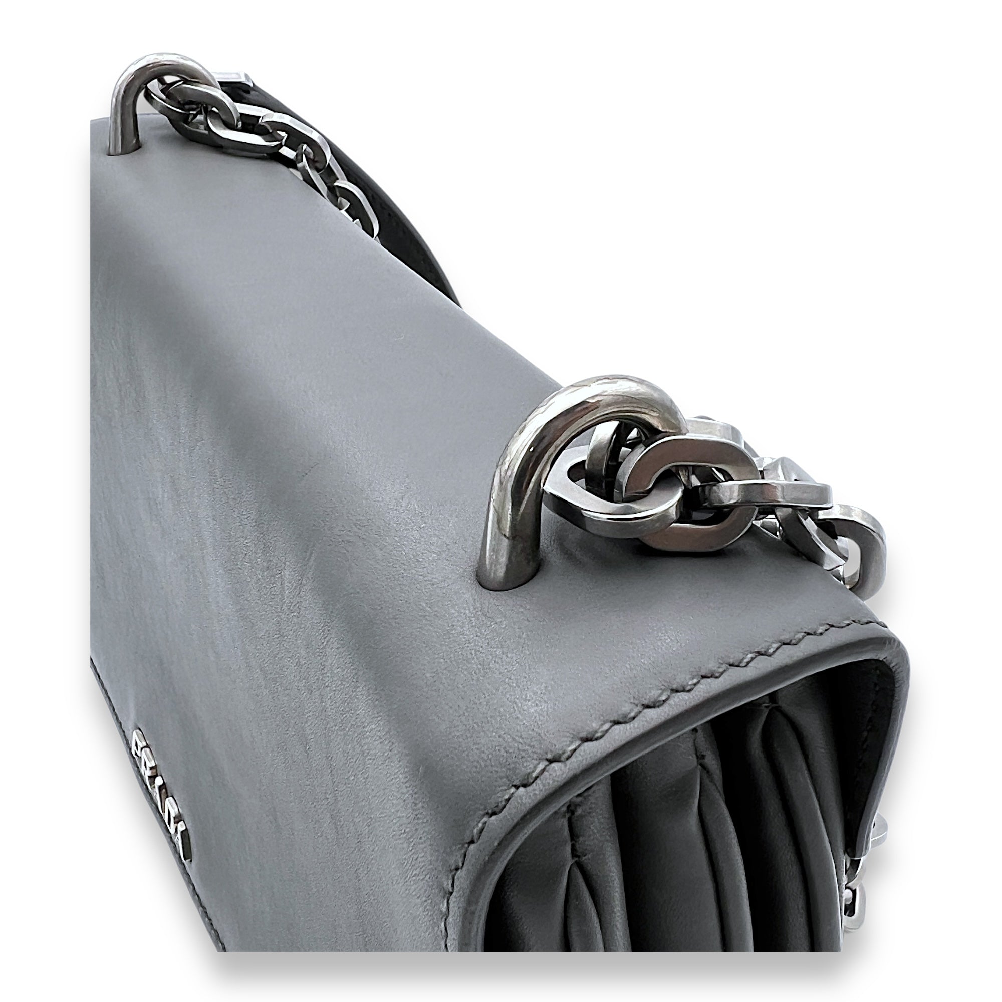 Flap Shoulder Bag Grey in Calfskin, Silver hardware