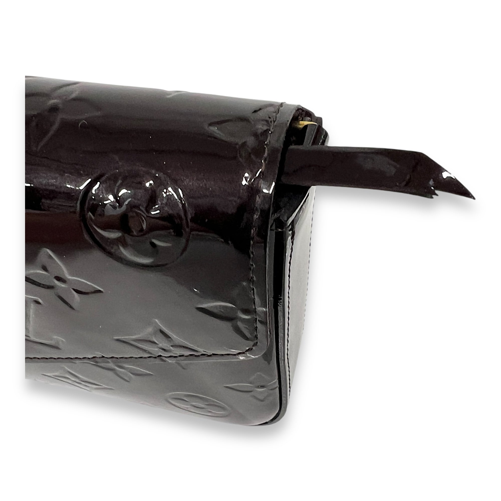 Felicie Amarante Wallet On Chain in Patent Leather, Gold hardware