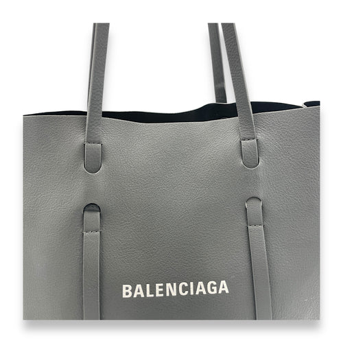 Everyday Tote Bag Grey in Calfskin, Silver hardware