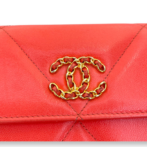 C19 Wallet Coral in Goat Leather, Gold hardware