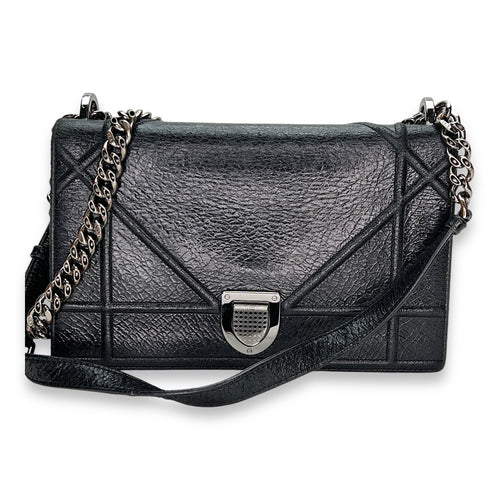 Diorama Medium Shoulder bag in Distressed leather, Silver Hardware