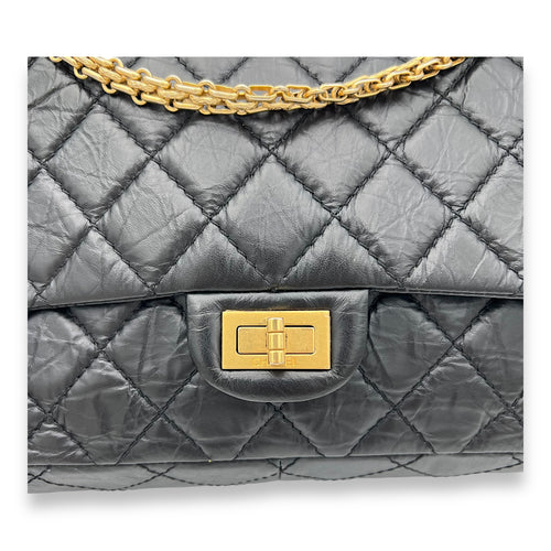 2.55 226 Medium Black Shoulder Bag in Calfskin, Gold hardware