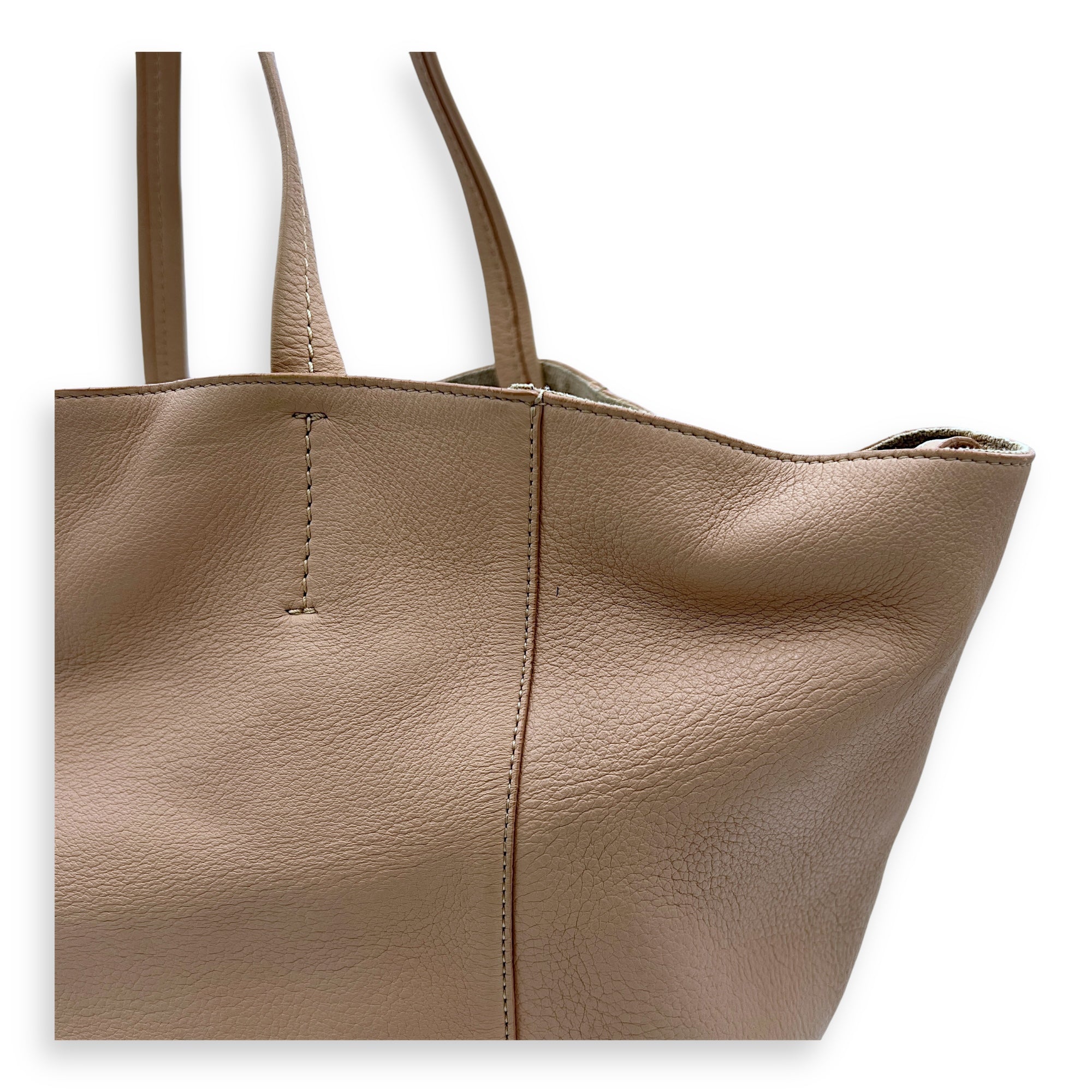 Phantom Cabas Tote bag in Calfskin, Gold Hardware