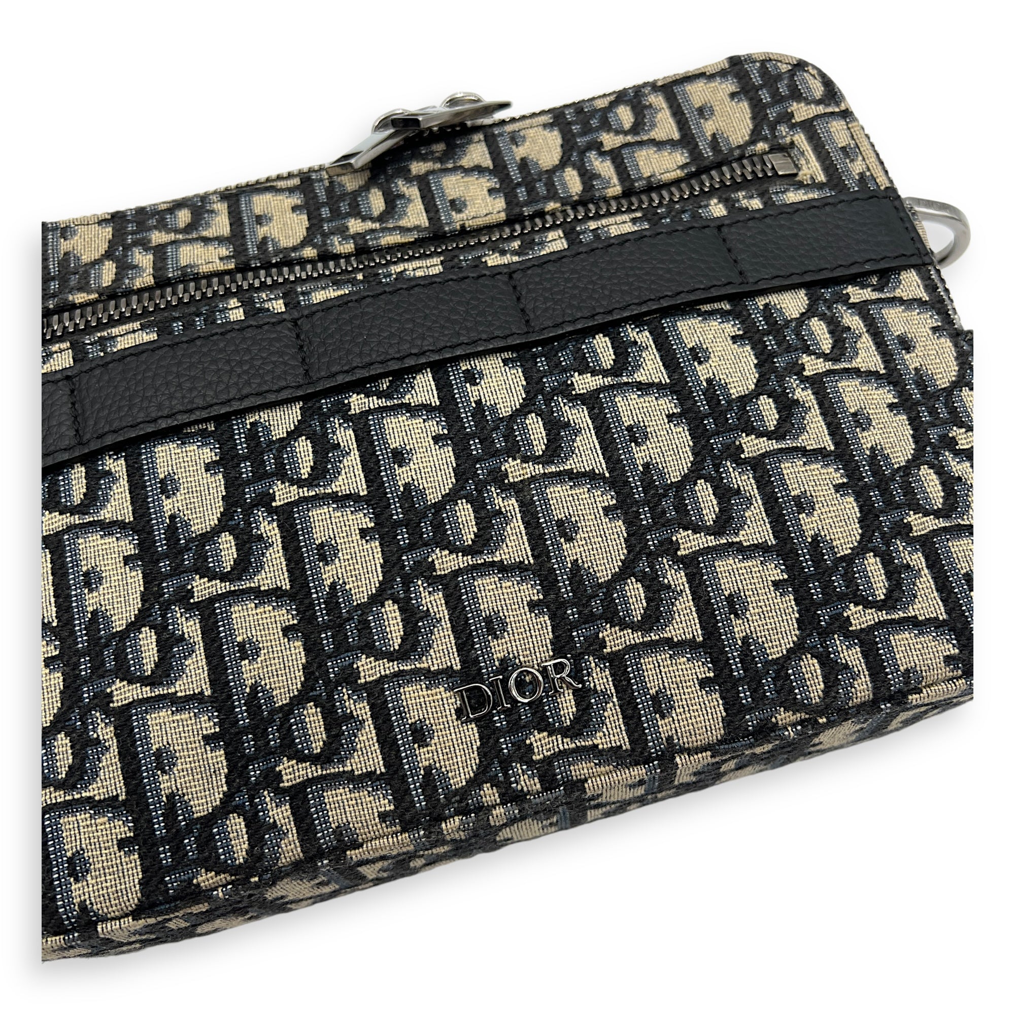 Safari Messenger Blue in Jacquard, Silver hardware