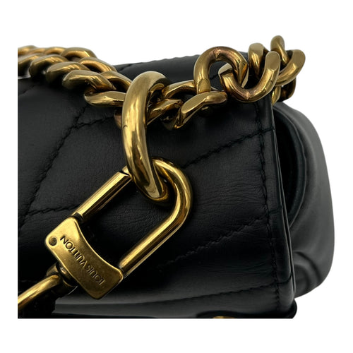 New Wave Shoulder Bag Black in Calfskin, Gold hardware