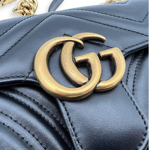 Gucci GG Marmont Shoulder Bag Mini Black in Calfskin, Gold hardware_7