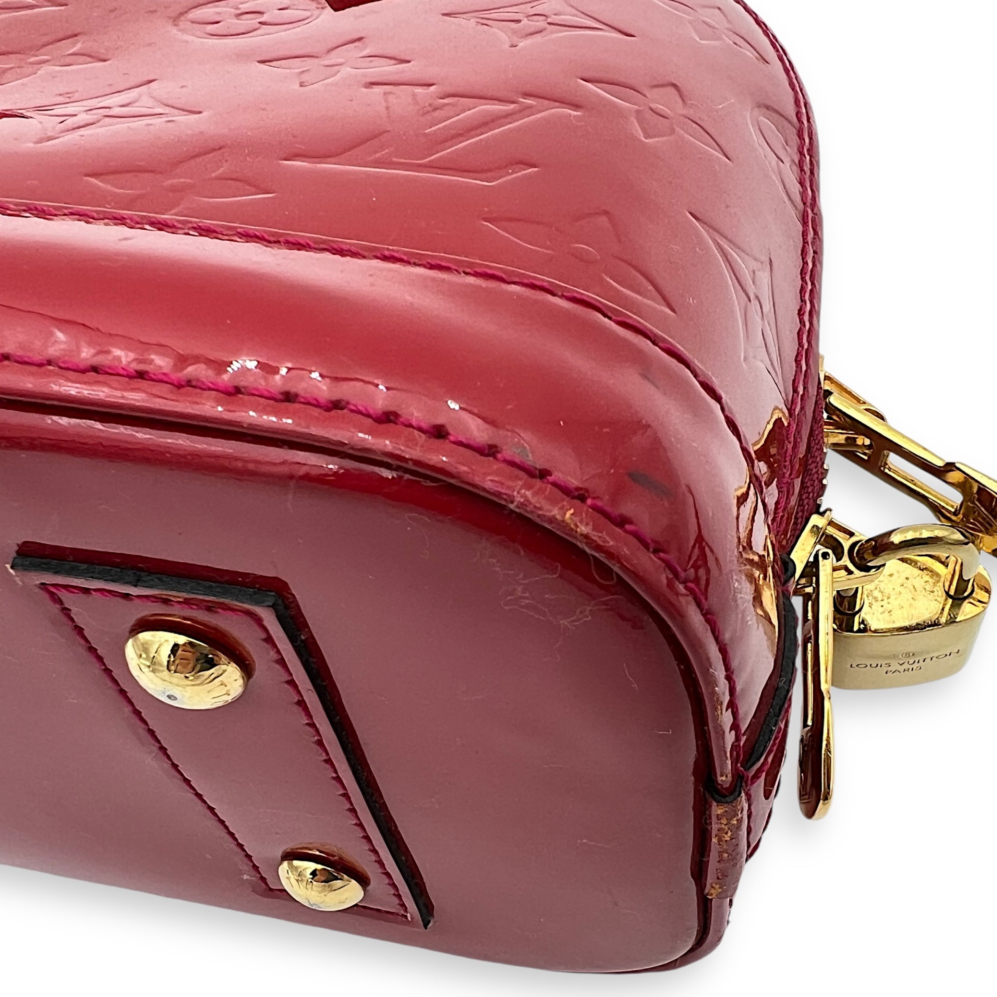 Louis Vuitton Alma BB Red Top Handle Bag in Vernis, Gold hardware_7