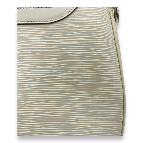 Louis Vuitton Turenne Shoulder Bag White in Epi Leather, Silver hardware_8