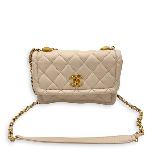 Chanel Button On Top Crossbody Bag White in Lambskin, Gold hardware_7