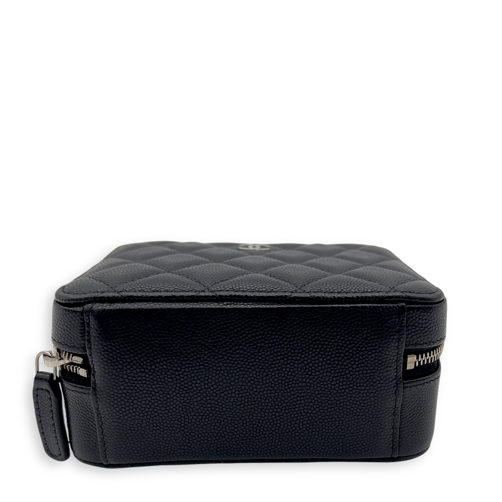 Chanel CC Camera Black Crossbody Bag in Caviar Leather, Silver hardware_3