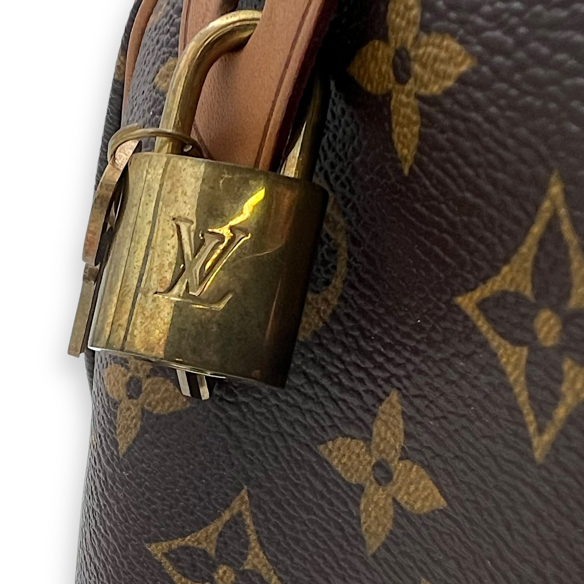 Louis Vuitton Speedy 35 Brown Top Handle Bag in Monogram Coated Canvas, Gold hardware_7