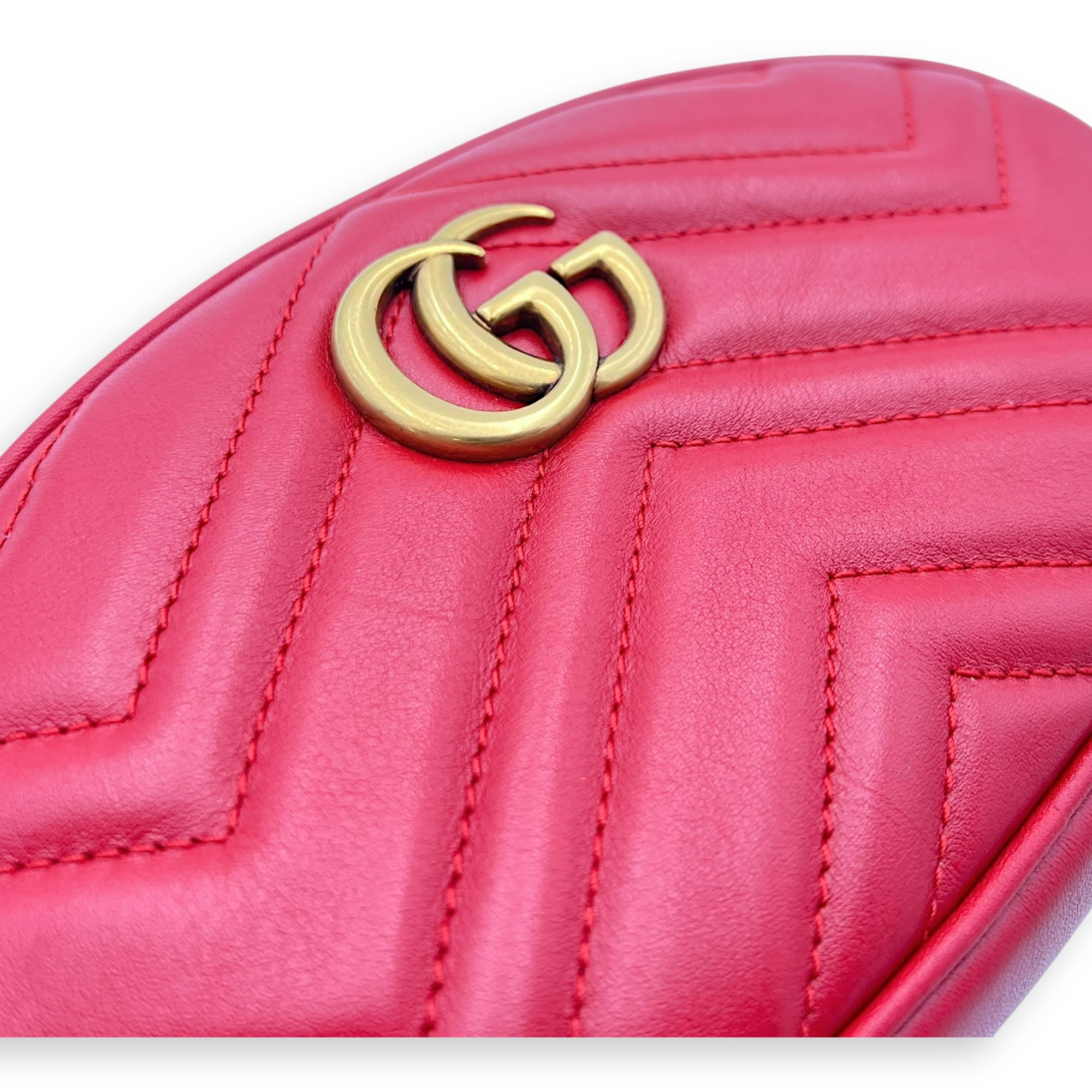 Gucci GG Marmont Belt Bag Red in Calfskin, Gold hardware_7