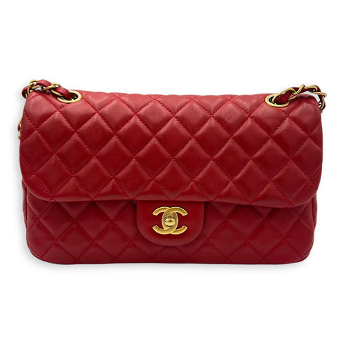 Chanel Cruise Charm Shoulder Bag Red in Lambskin, Gold hardware_7