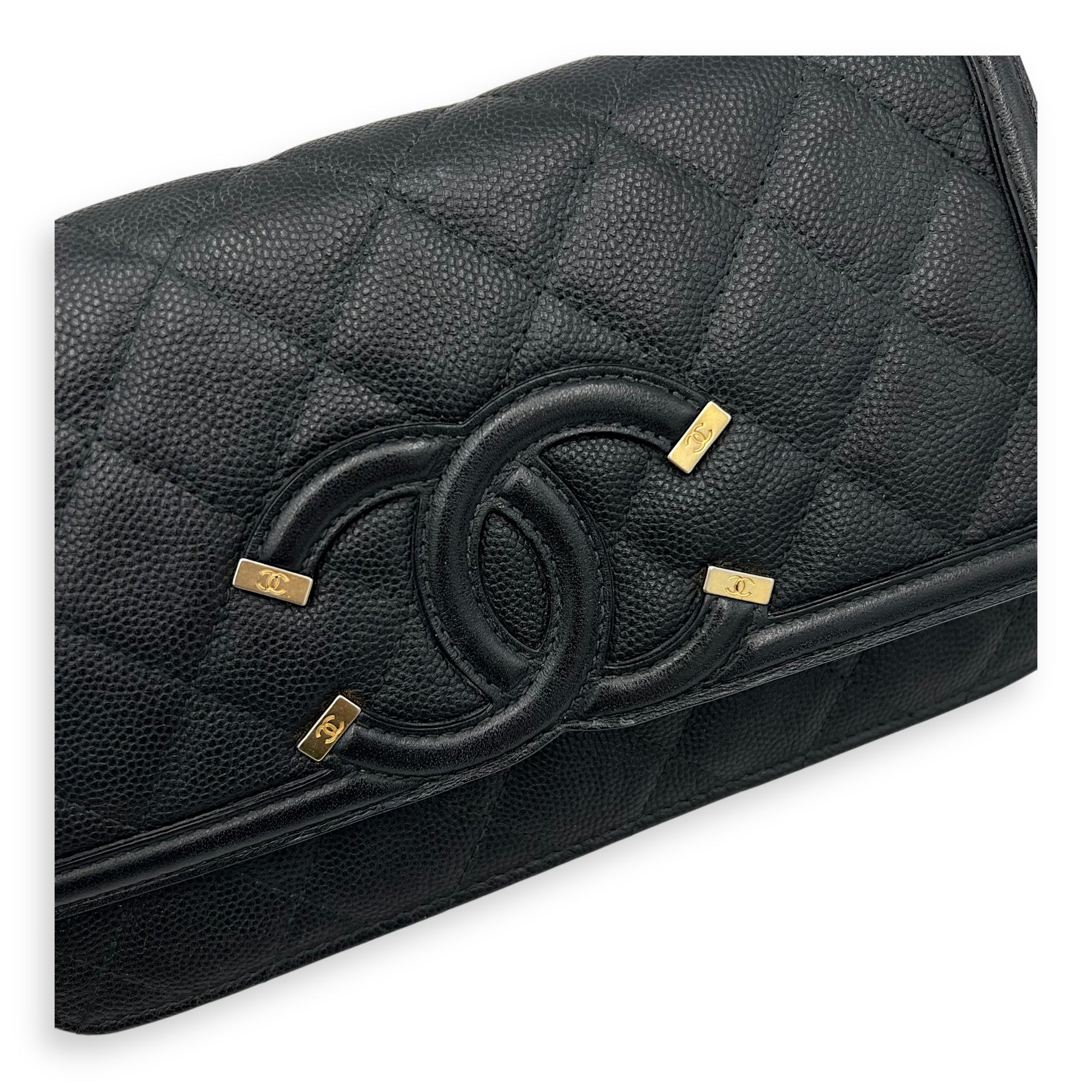 Chanel Filigree Wallet On Chain Black in Caviar Leather, Gold hardware_7