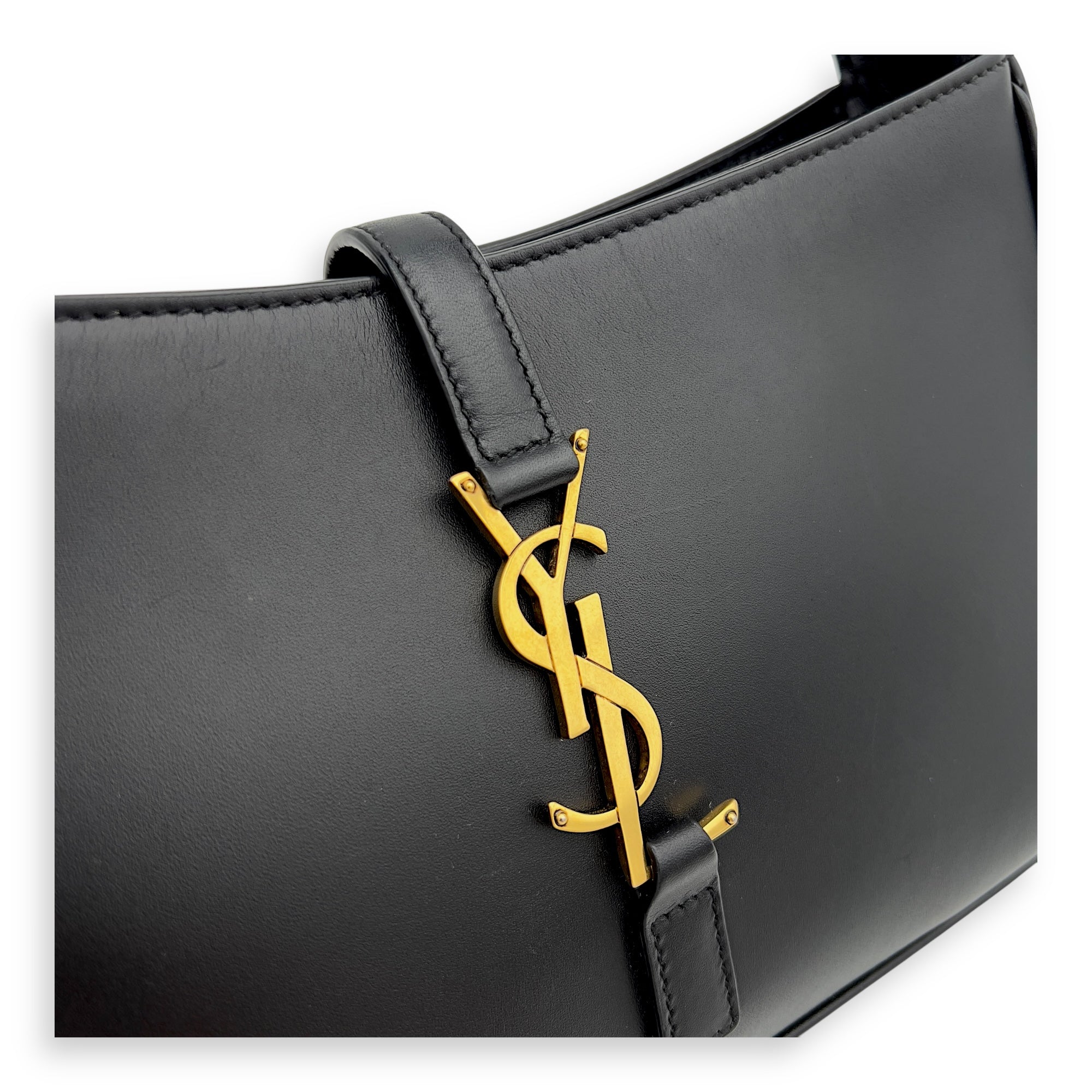 Saint Laurent Le 5 A 7 Black Shoulder Bag in Calfskin, Gold hardware_5