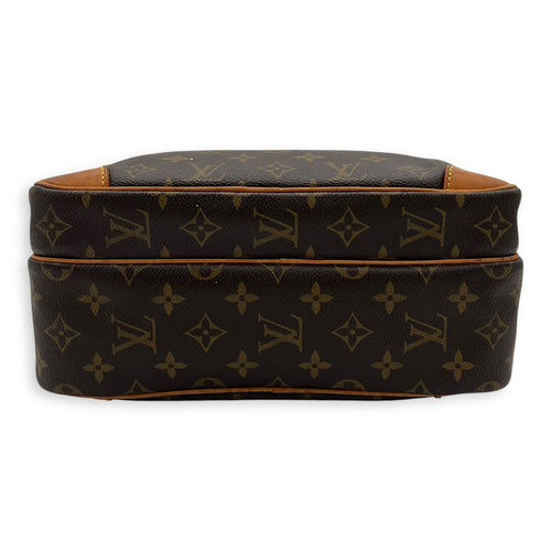 Louis Vuitton Nile Crossbody Bag Brown in Monogram Coated Canvas, Gold hardware_5
