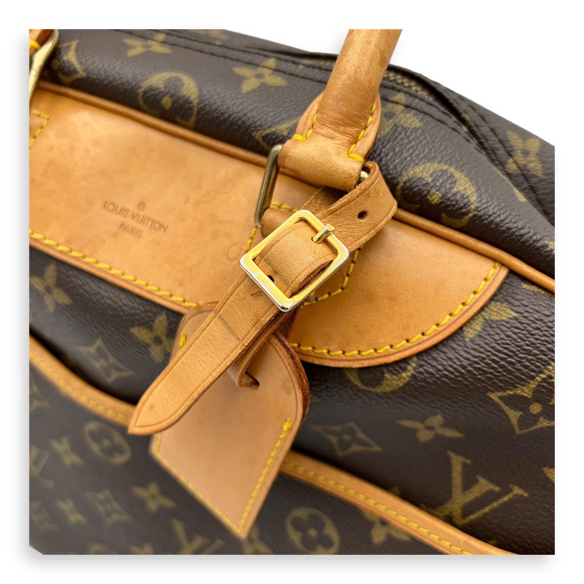 Louis Vuitton Deauville Brown Top handle Bag in Monogram Coated