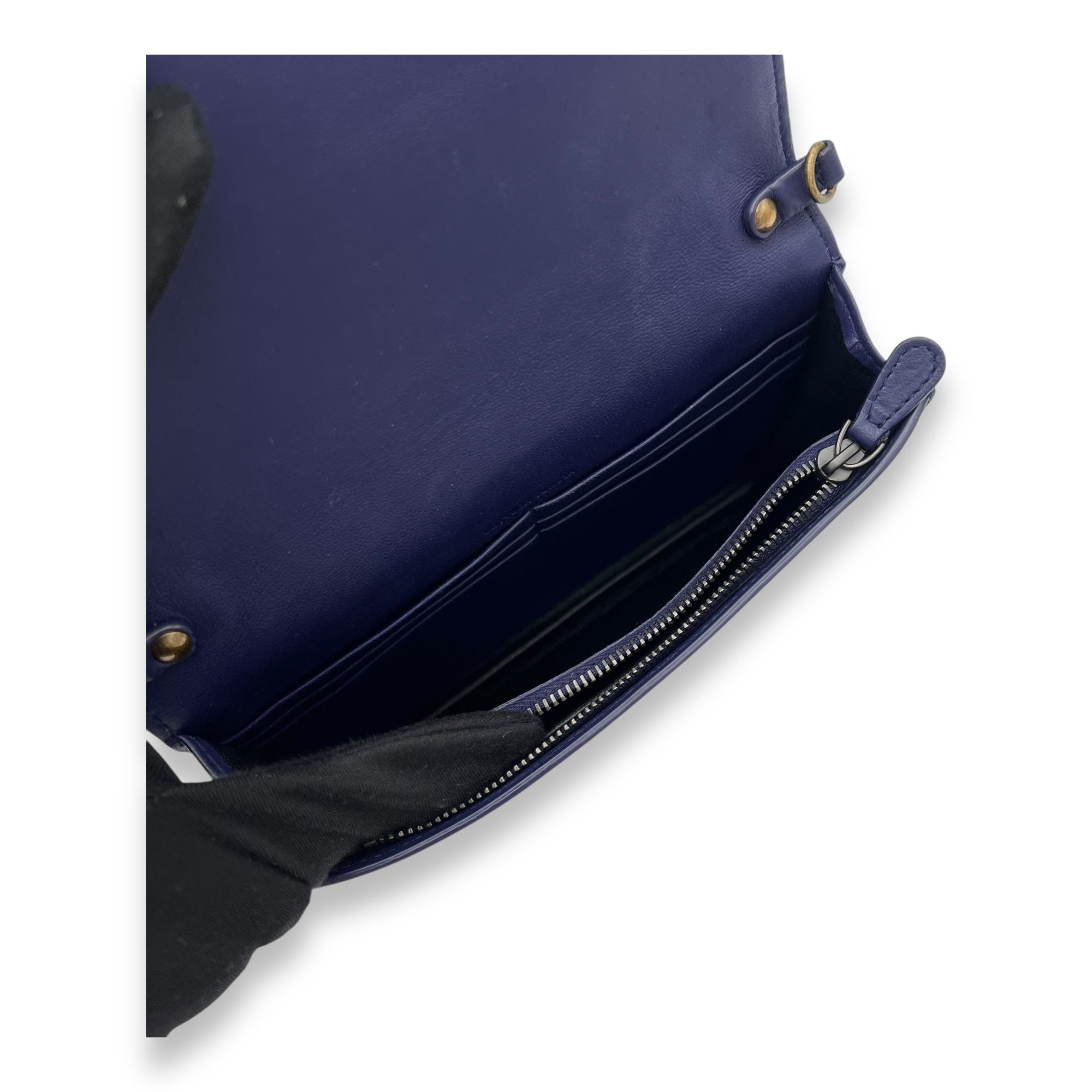 Bottega Veneta Intrecciato Wallet On Chain Blue in Calfskin, Gold hardware_7