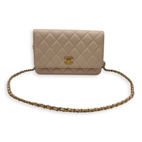 Chanel 22C Pink Wallet On Chain in Lambskin, Gold hardware_9