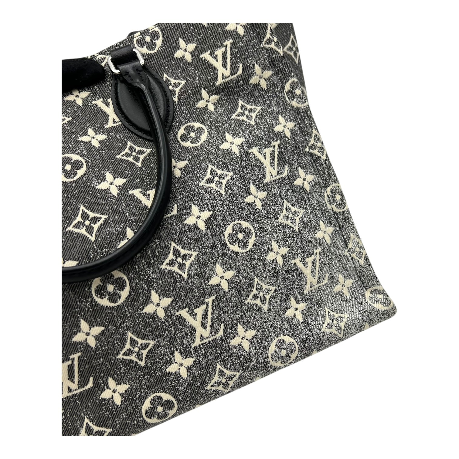 Louis Vuitton OnTheGo Top Handle Bag Black in Denim, Silver hardware_7