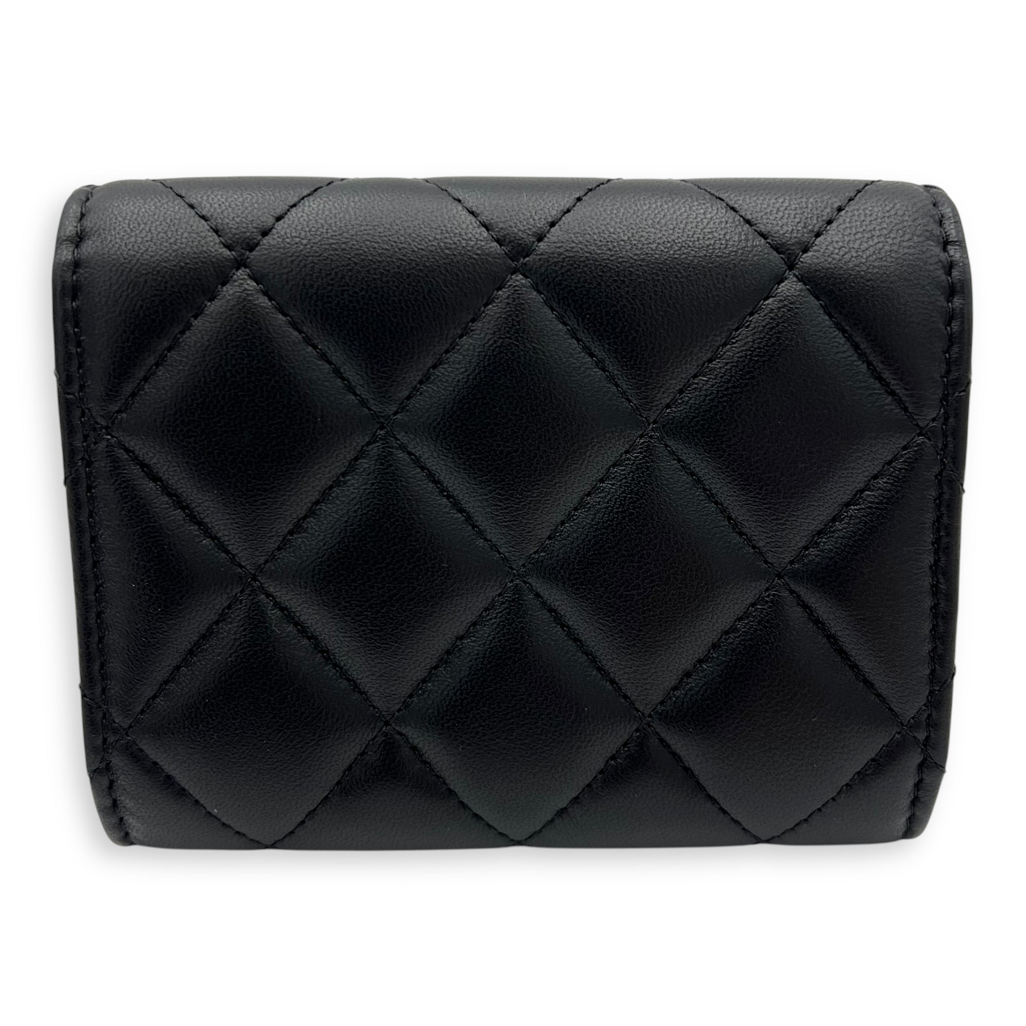 Chanel Pearl wallet Wallet Small Black in Lambskin, Gold hardware_2
