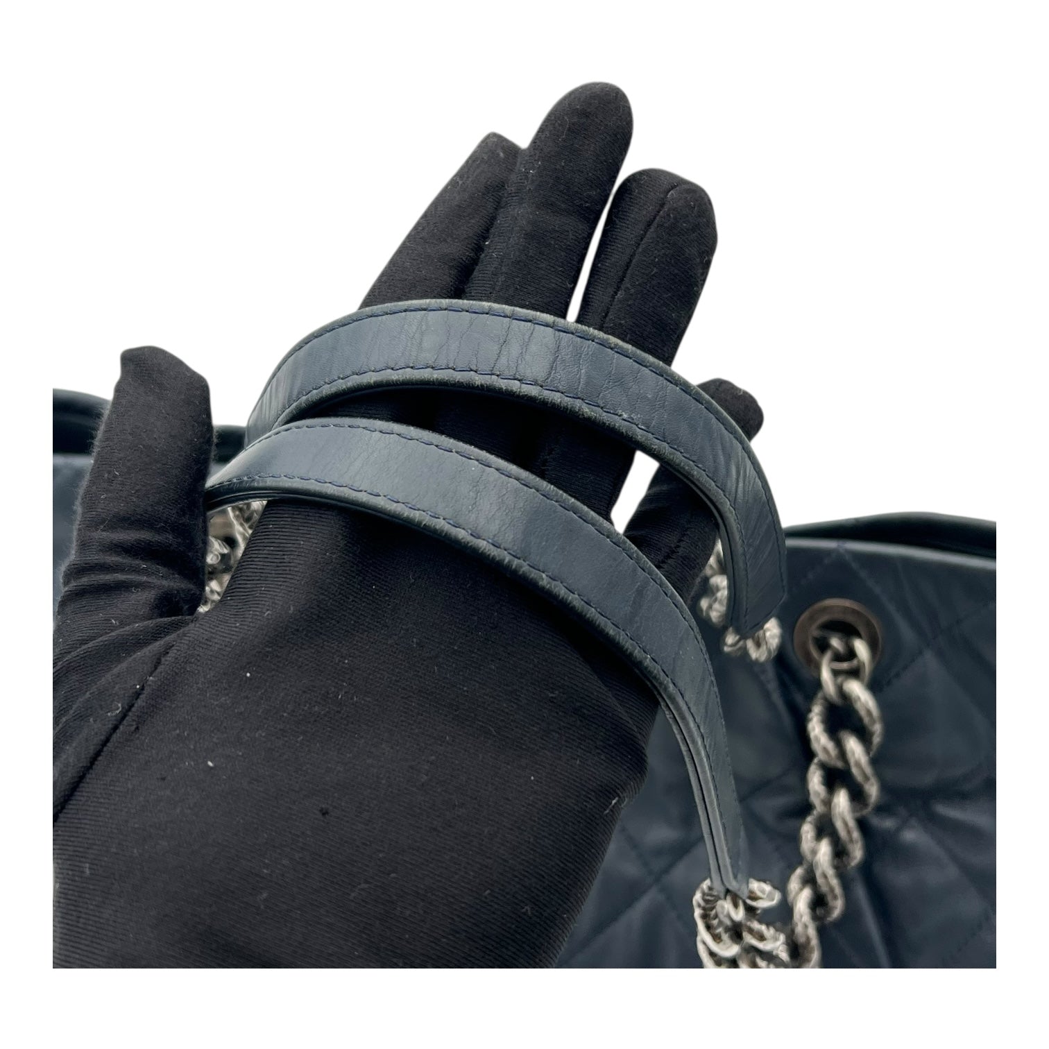 Chanel CC Shoulder Bag Blue in Calfskin, Ruthenium hardware_12