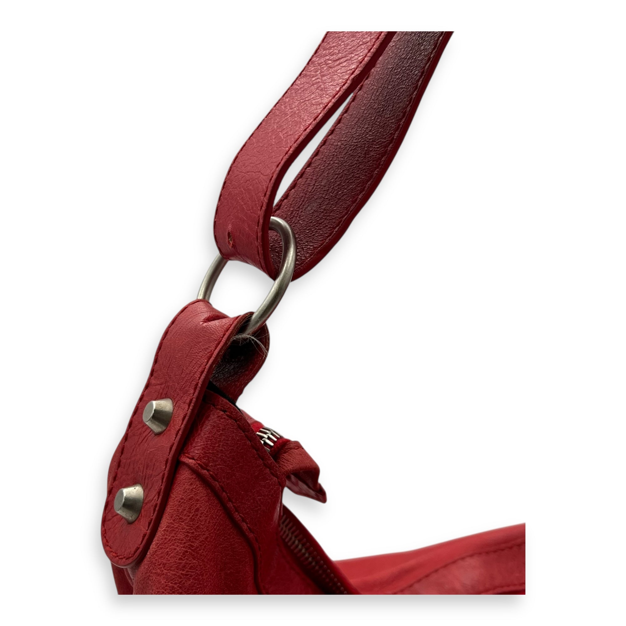 Balenciaga Vara Shoulder Bag Red in Distressed Leather, Silver hardware_7