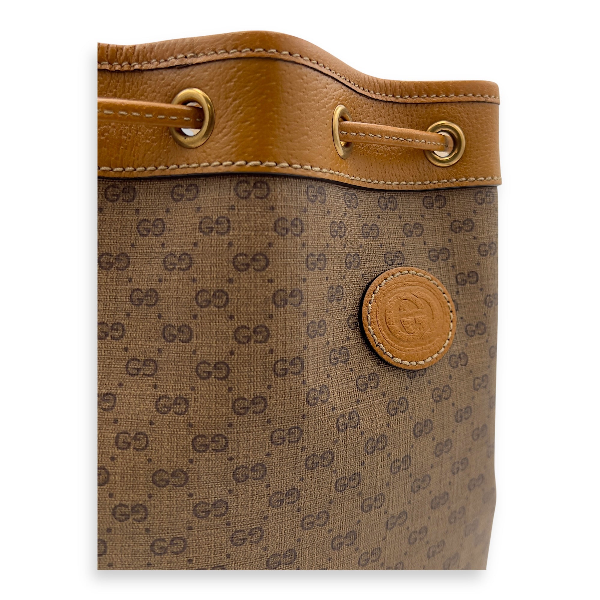 Gucci Disney Bucket Bag Brown in Coated Canvas, Gold hardware_7