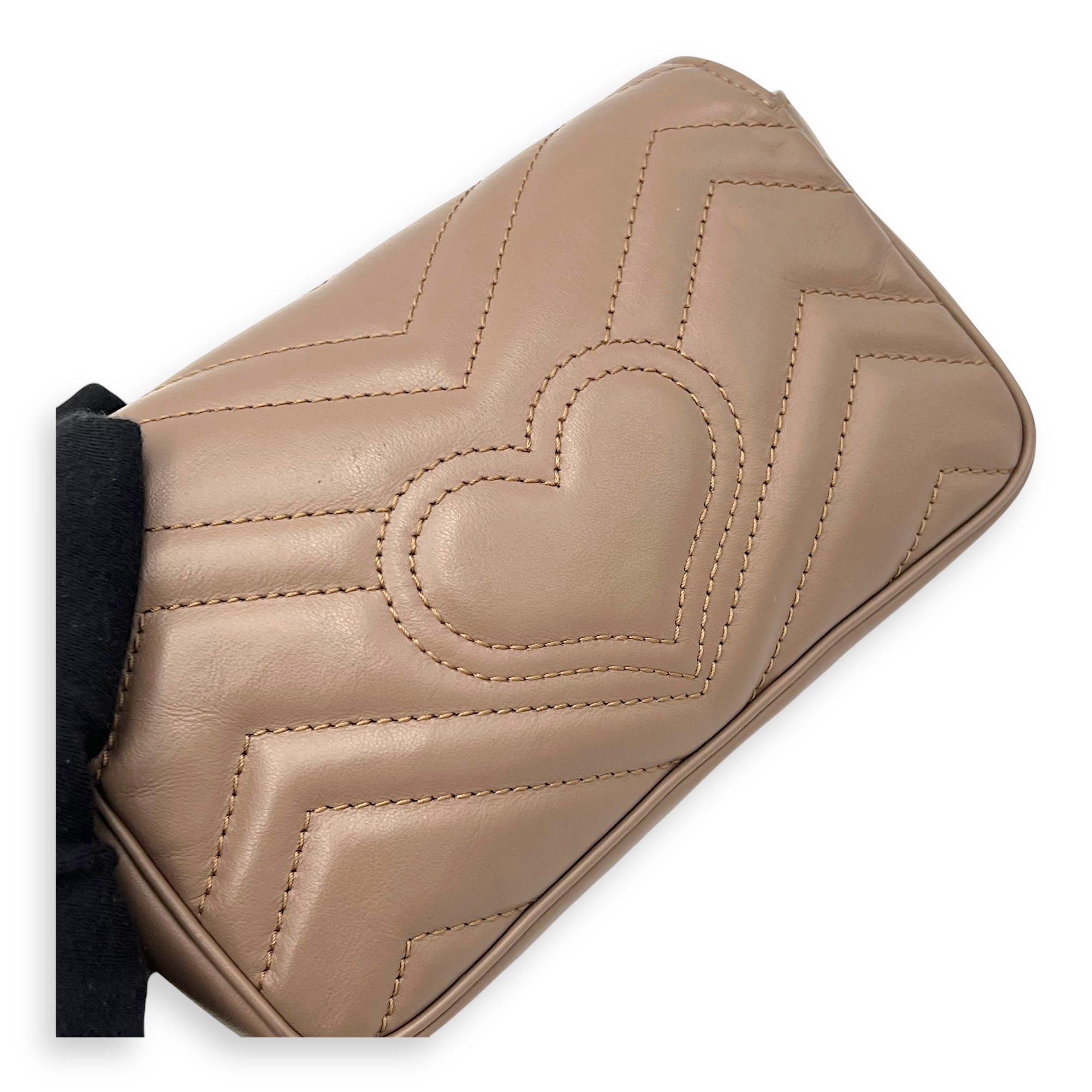 Gucci GG Marmont Shoulder Bag Super Mini Beige in Calfskin, Gold hardware_7