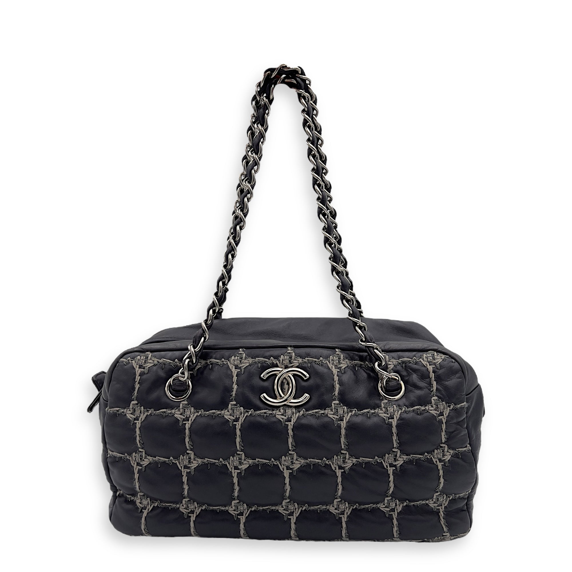 Chanel Double Stitch Bubble Grey Shoulder Bag in Tweed and Lambskin, Silver hardware_7