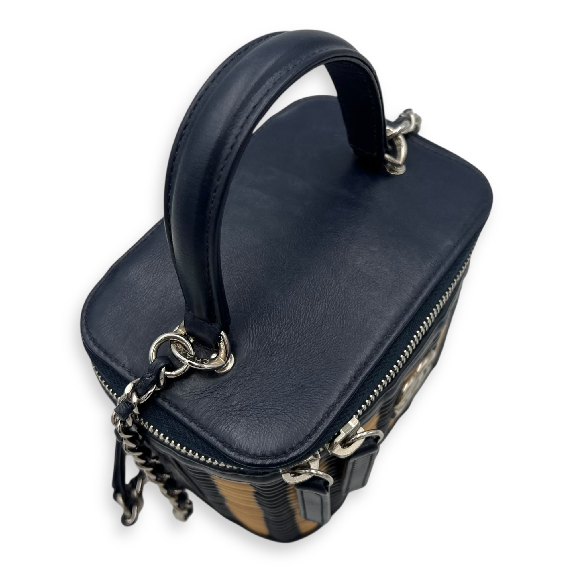 Chanel Vanity Crossbody Bag Blue in Rattan, Gold hardware_7