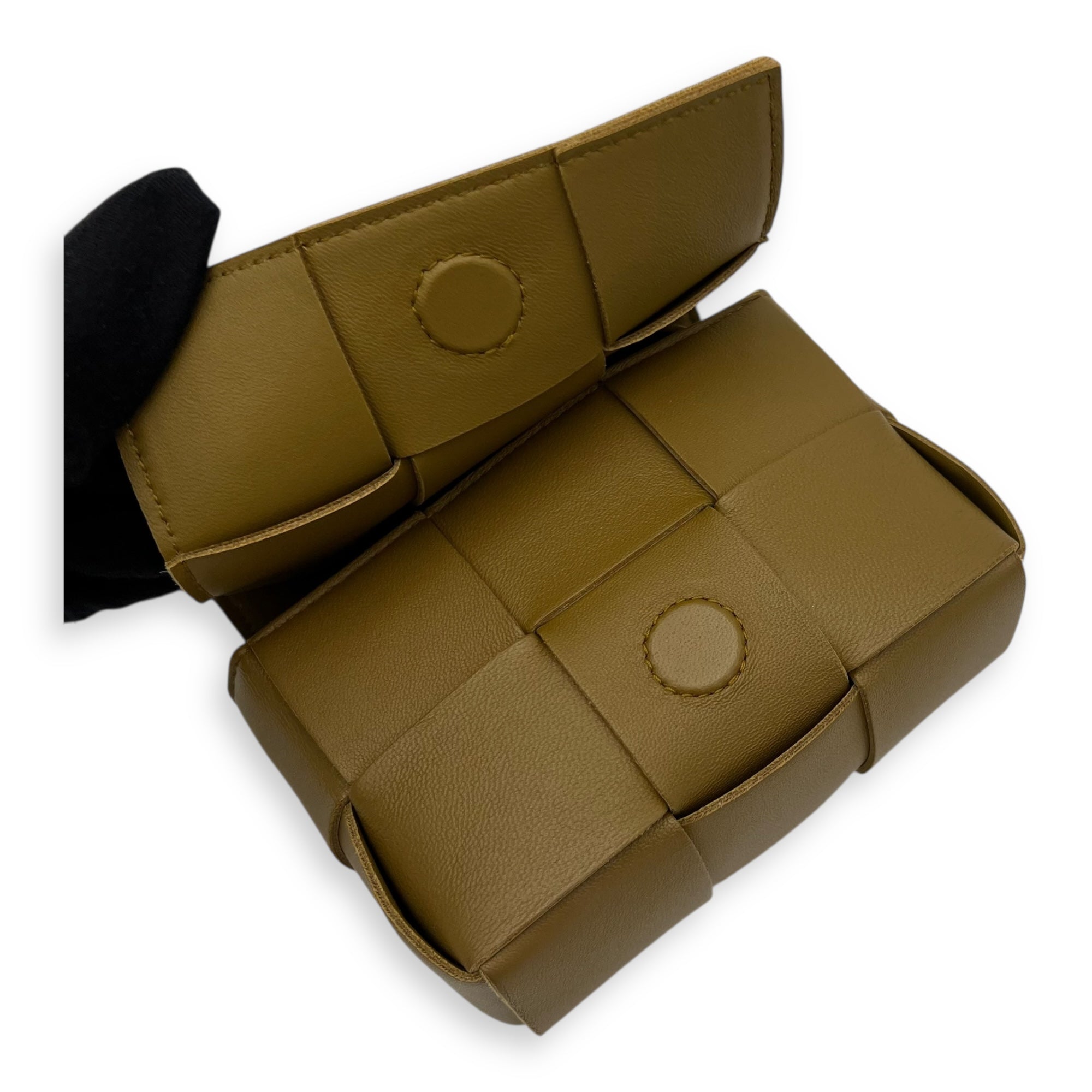 Bottega Veneta Intrecciato Crossbody Bag Mini Brown in Calfskin, Gold hardware_7