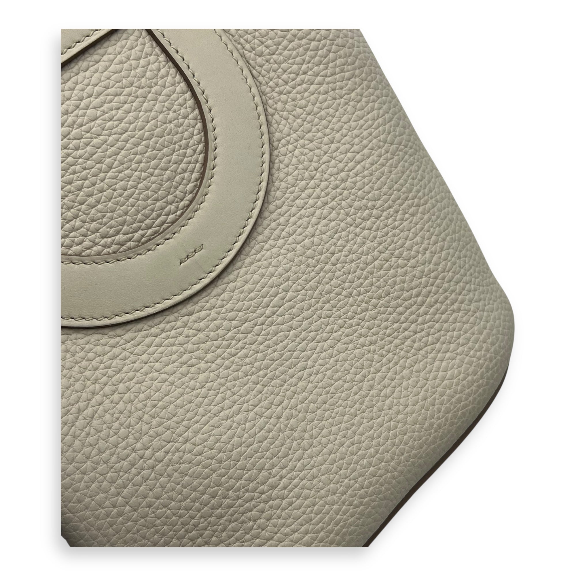 Hermès The loop 18 Beige in Calfskin, Gold hardware_7