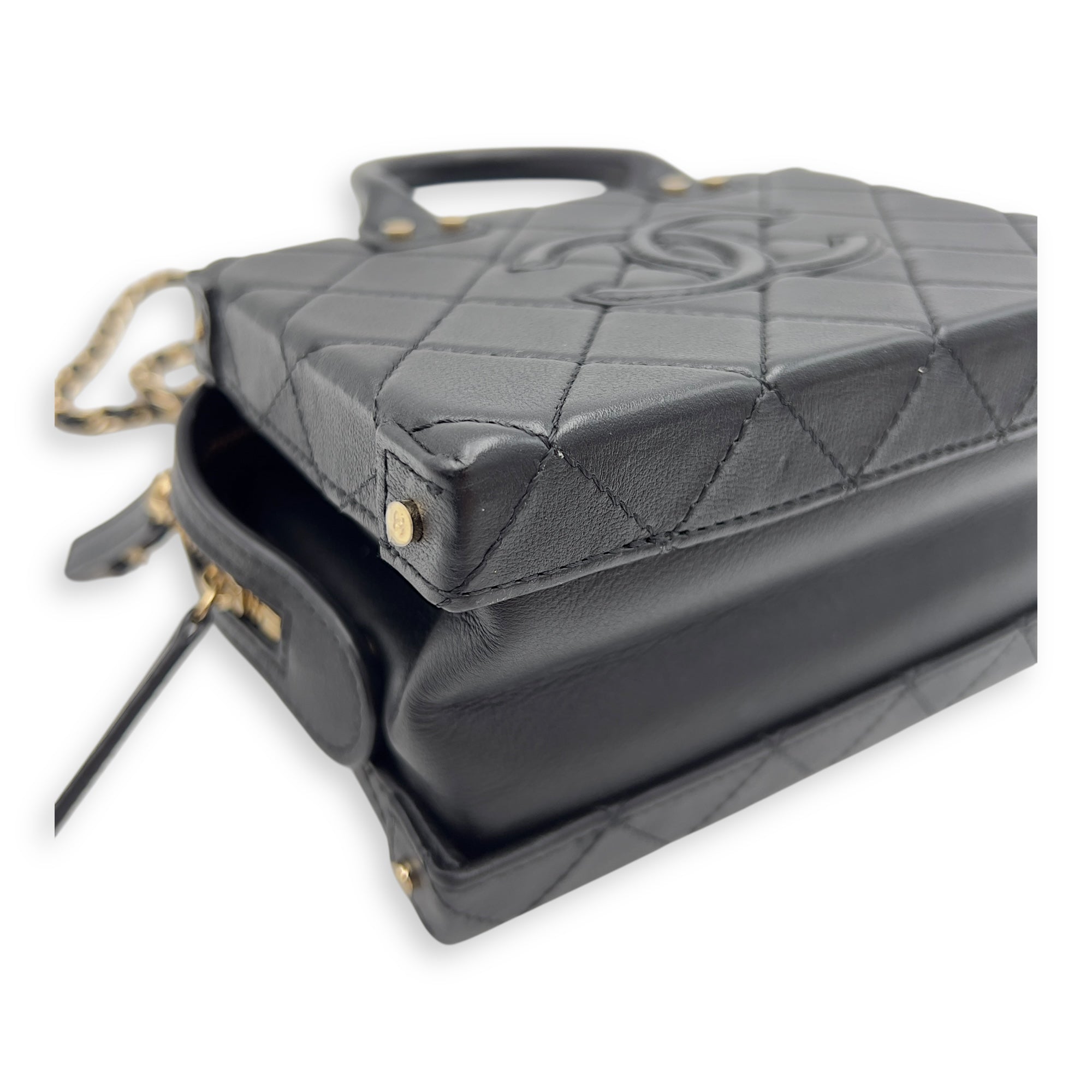 Chanel CC Black Top Handle Bag in Calfskin, Gold hardware_7