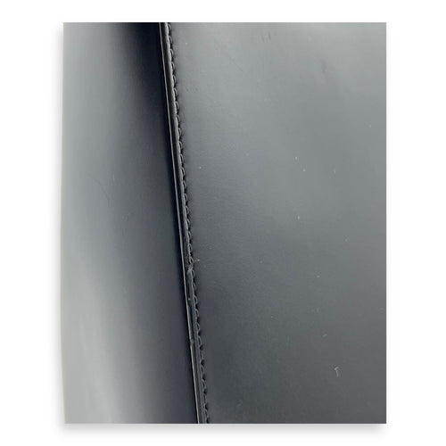 Christian Dior Lady Dior Medium Black Top Handle Bag in Calfskin, Silver hardware_7