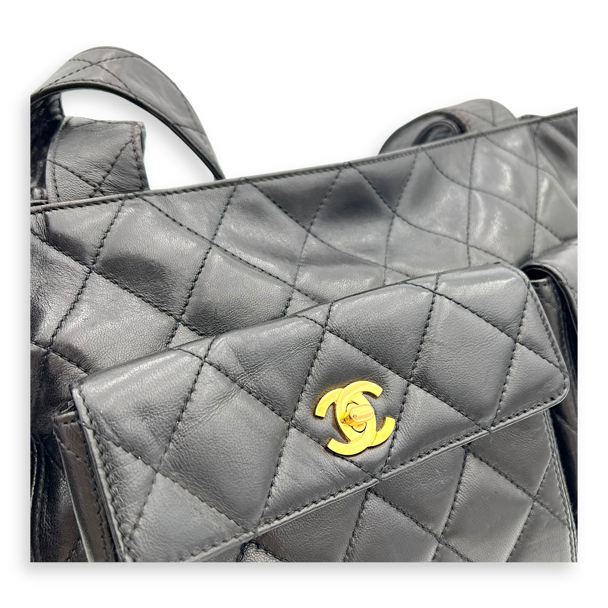 Chanel Vintage Turnlock Shoulder Bag Black in Lambskin, Gold hardware_7