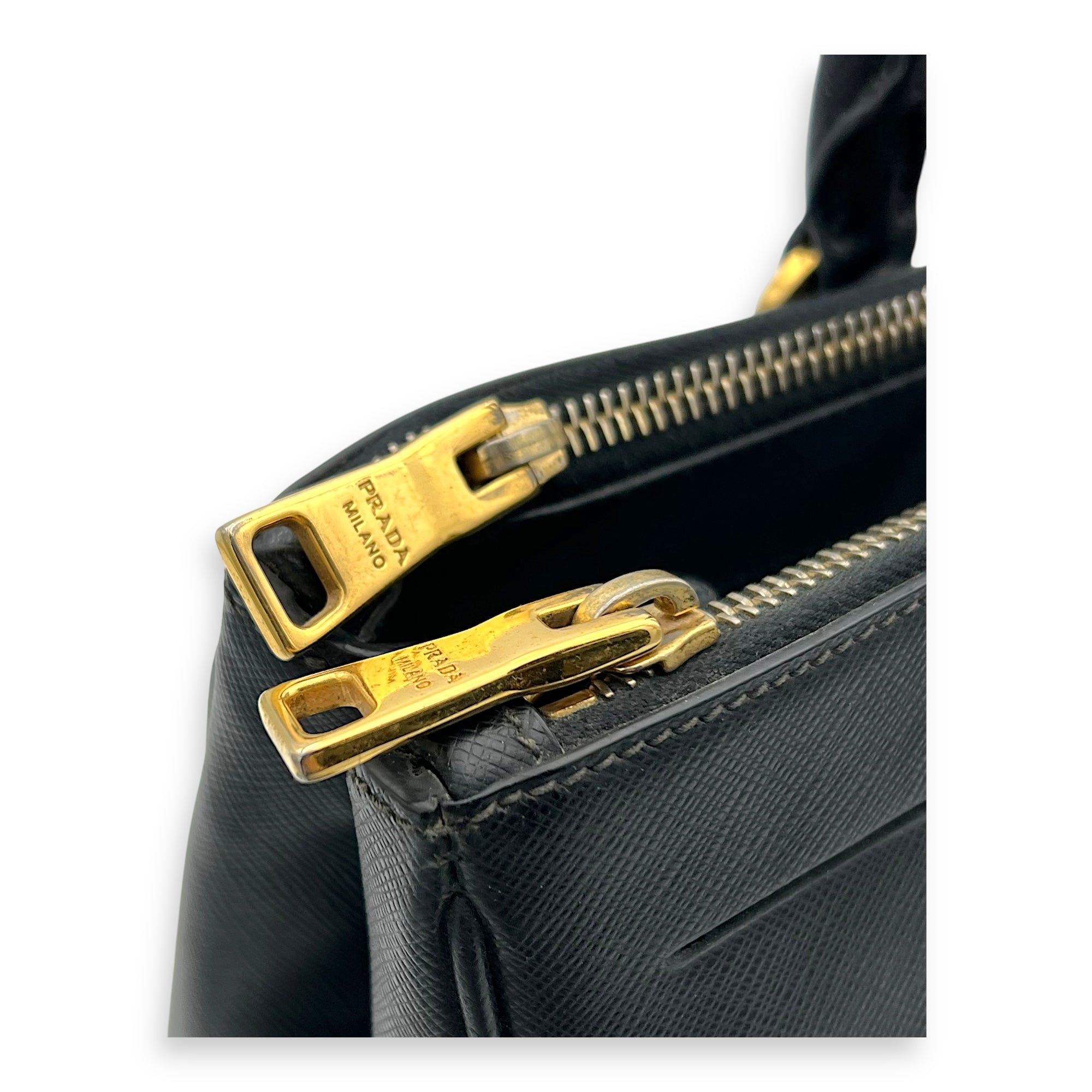 Prada Galleria Top Handle Bag Black in Saffiano Leather, Gold hardware_7