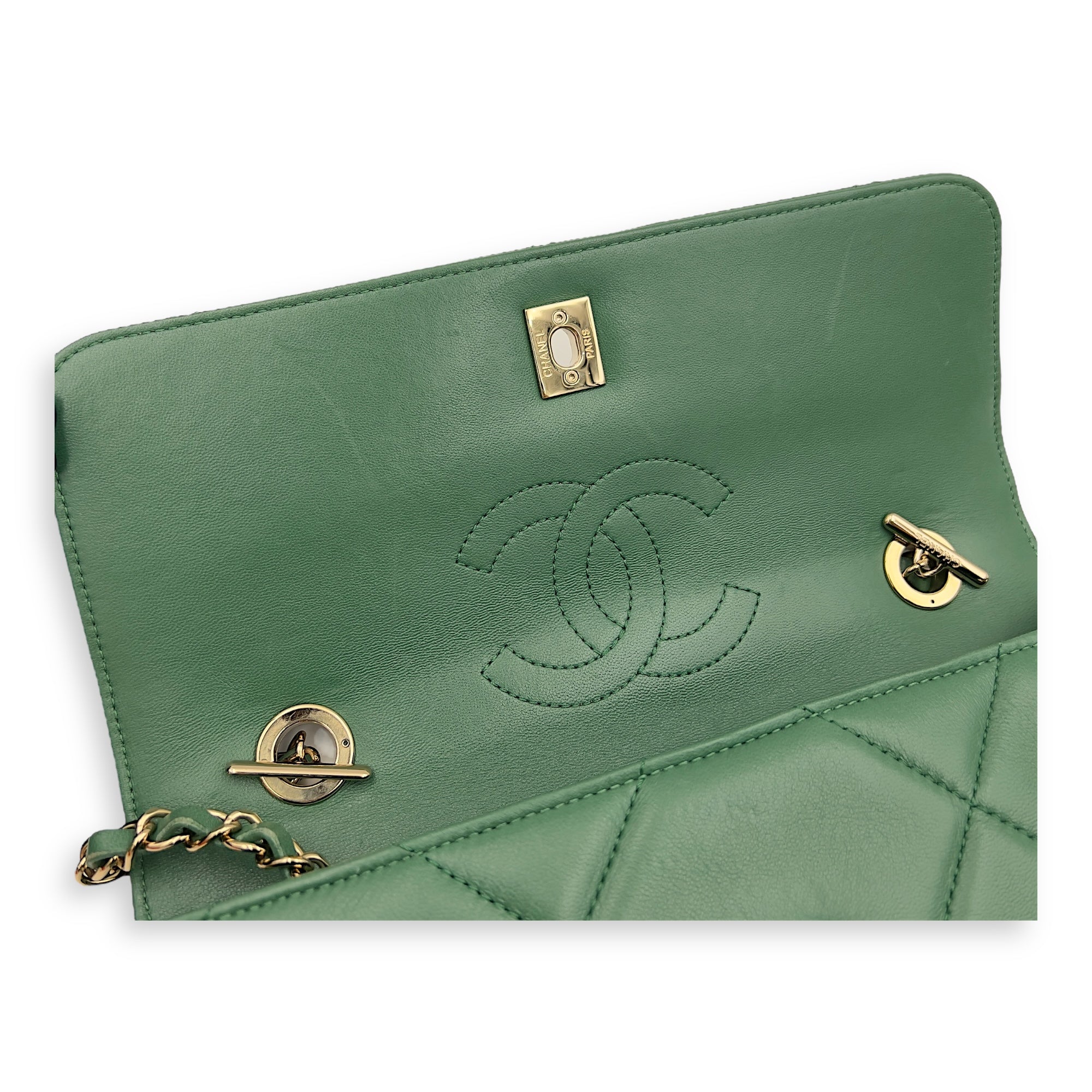 Chanel Trendy CC Black Top Handle Bag in Calfskin, Gold hardware_9