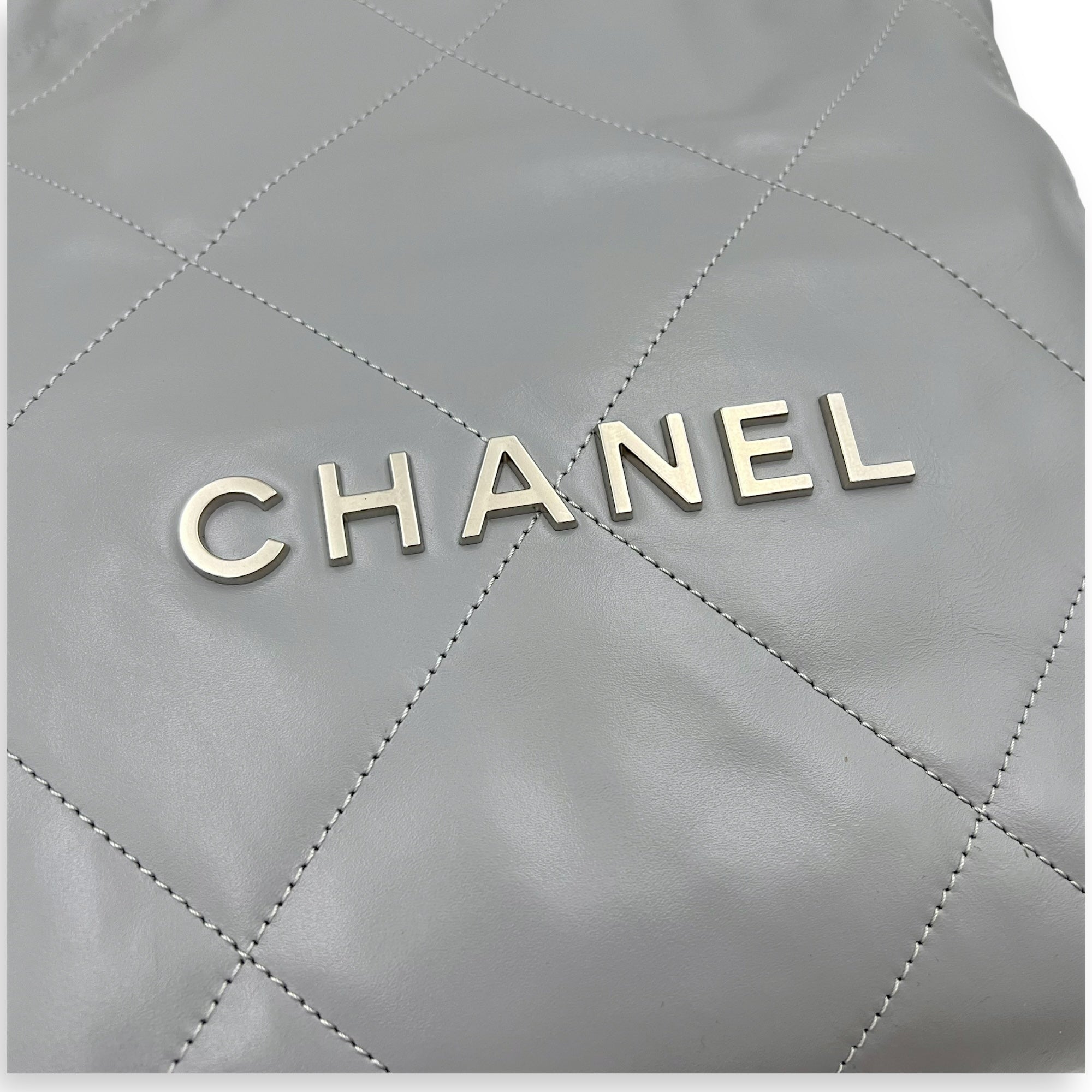 Chanel 22 Tote Bag Grey in Calfskin, Silver hardware_7