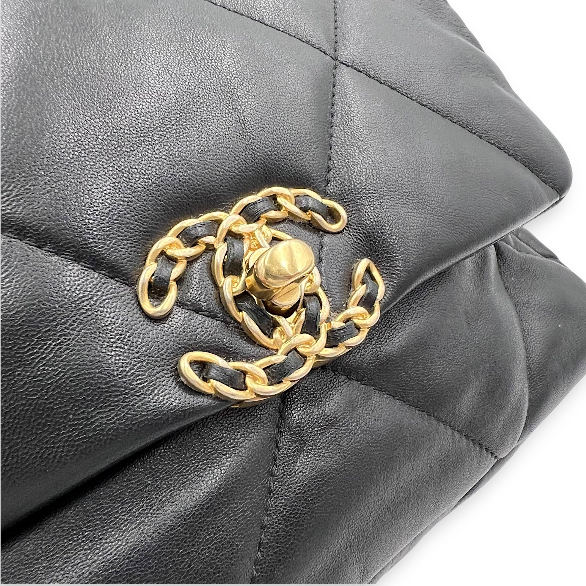 Chanel C19 Shoulder Bag Black in Others, Mixed hardware_7