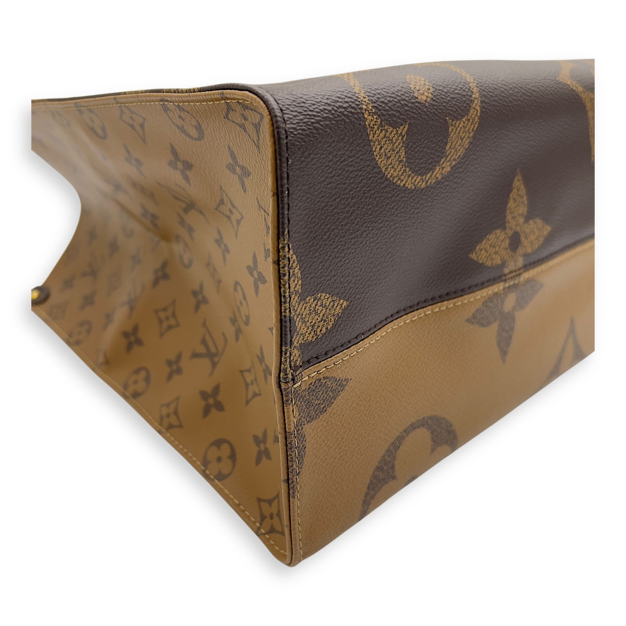 Louis Vuitton OnTheGo GM Brown Top Handle Bag in Coated Canvas, Gold hardware_9