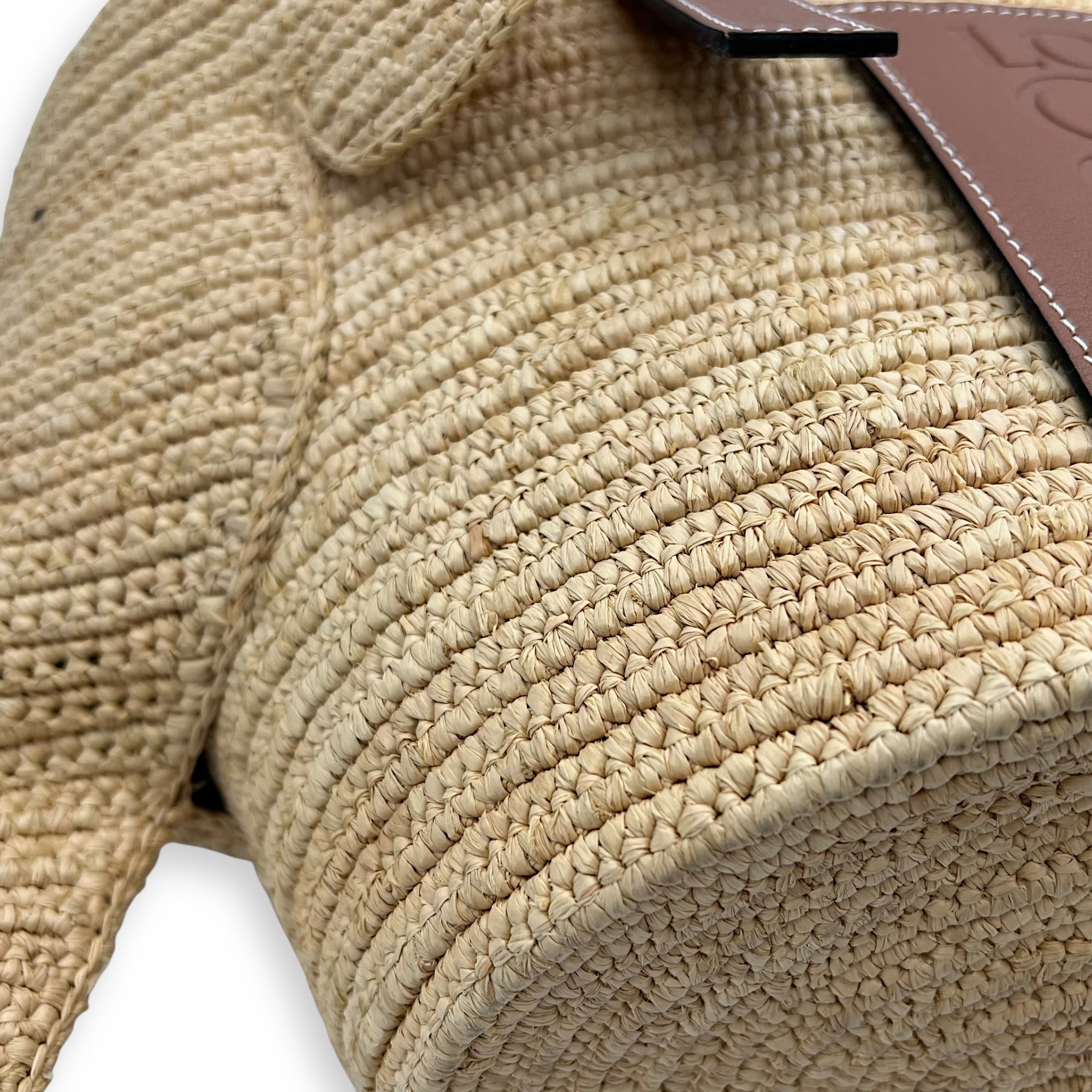 Loewe Elephant Top Handle Bag Beige in Raffia, Silver hardware_7
