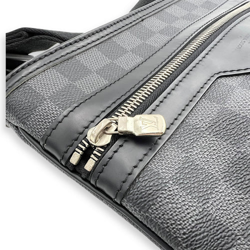 Louis Vuitton Thomas Damier Graphite Crossbody Bag in Coated Canvas, Silver hardware_12