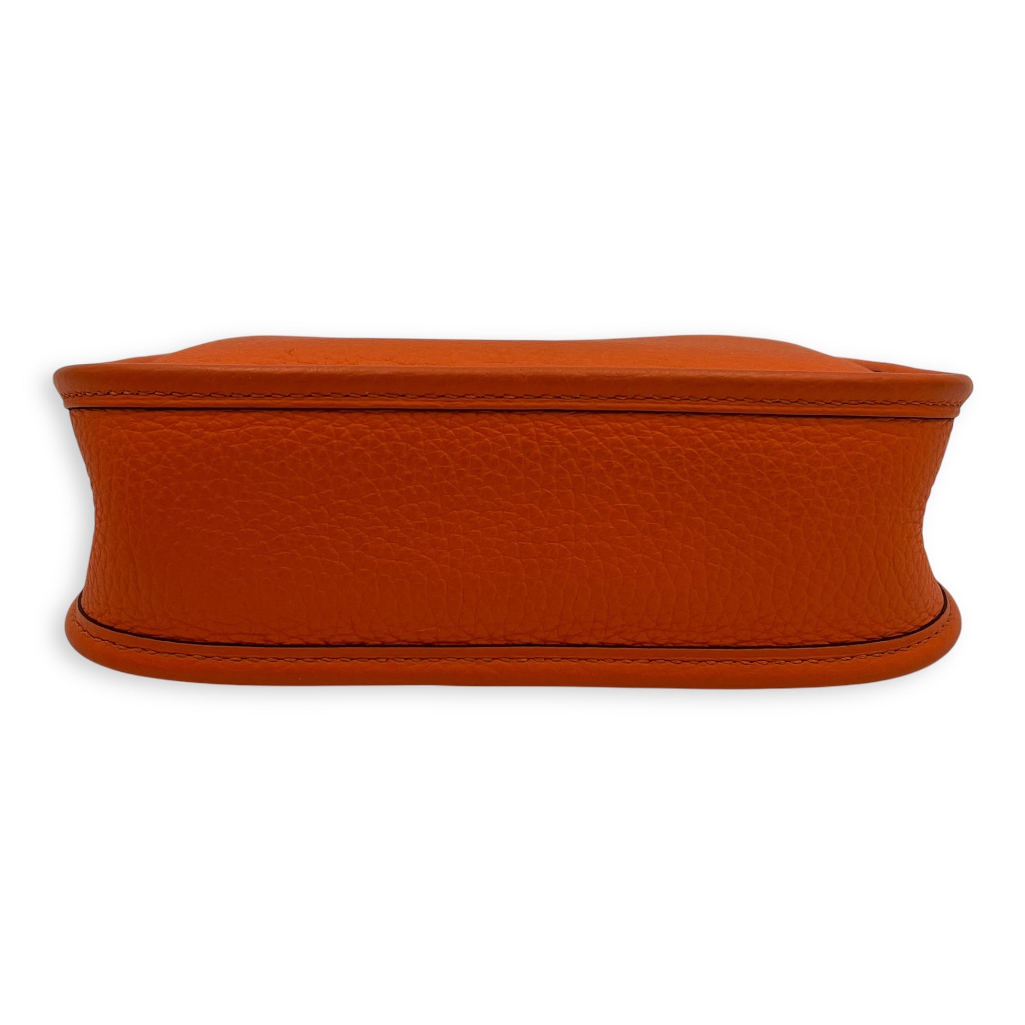 Hermès Evelyne Orange in Clemence, Gold hardware_5