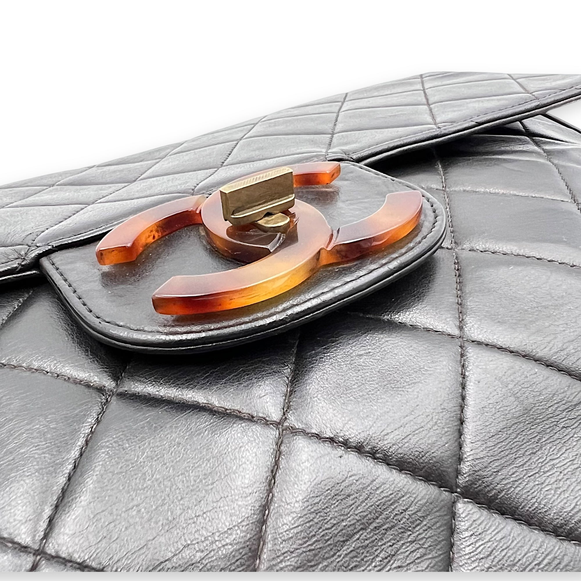 Chanel CC Quilted Tortoise Shell Shoulder Bag Black in Lambskin, tortoise shell hardware_7