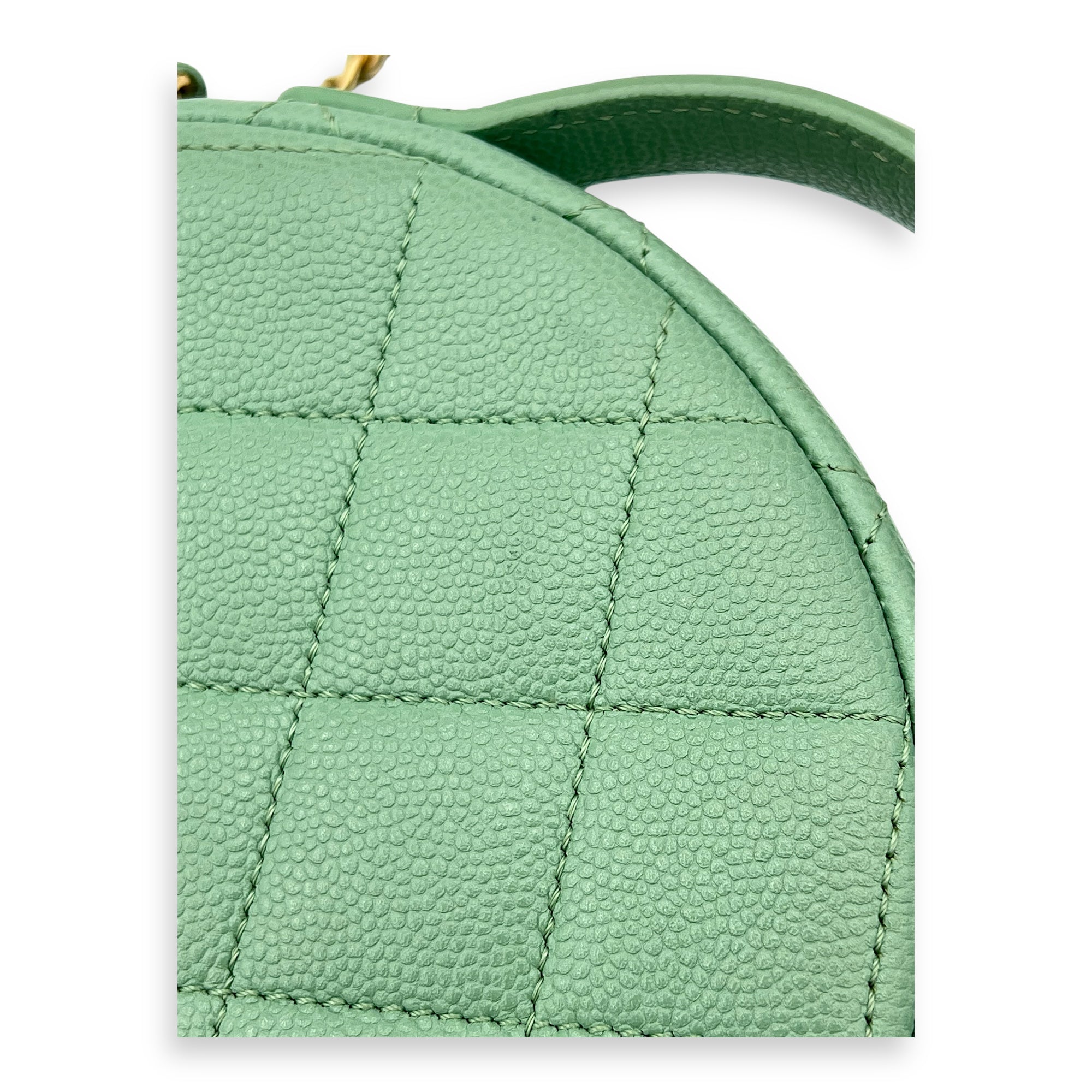 Chanel CC Top Handle Bag Green in Caviar Leather, Gold hardware_7
