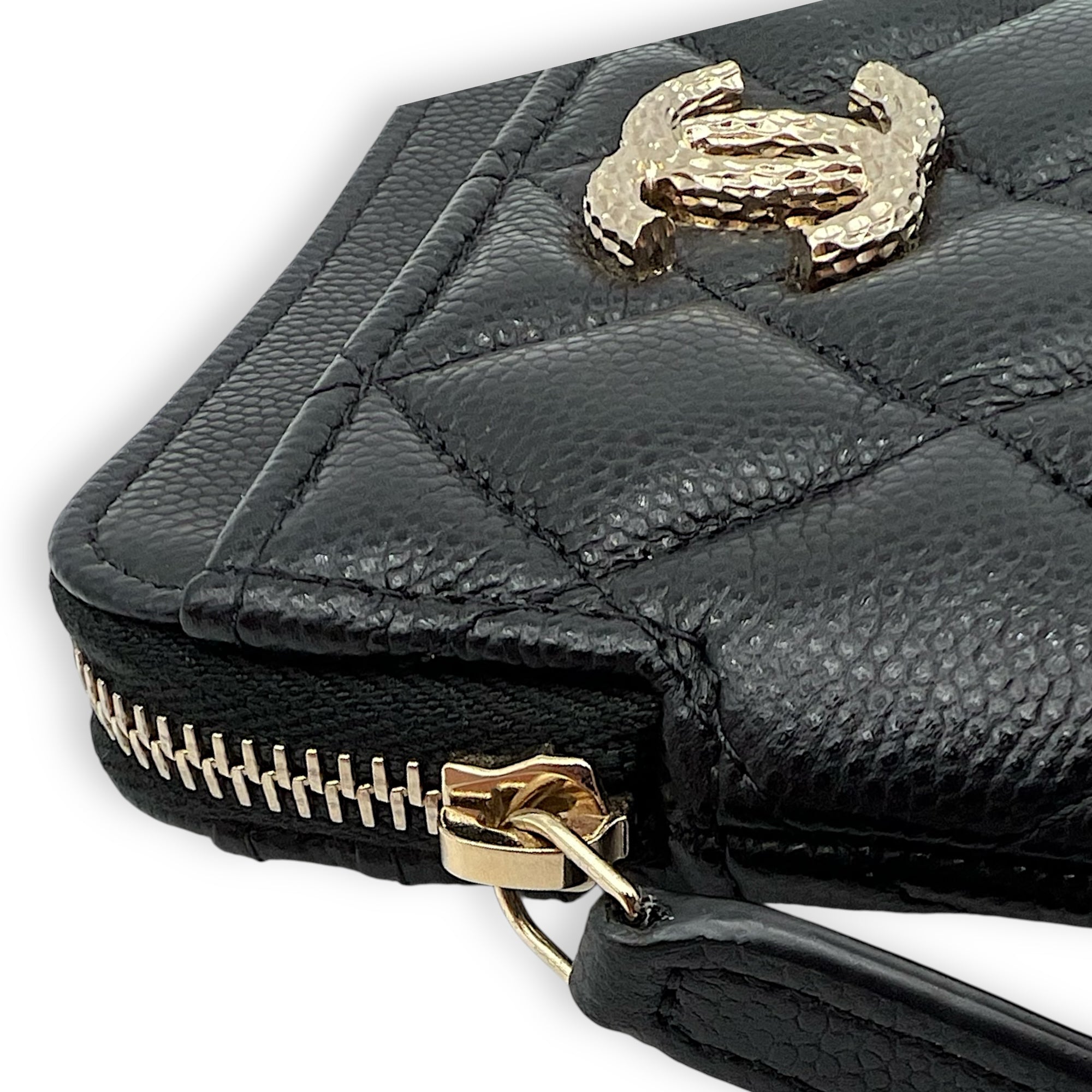 Chanel CC Wallet Black in Caviar Leather, Gold hardware_7