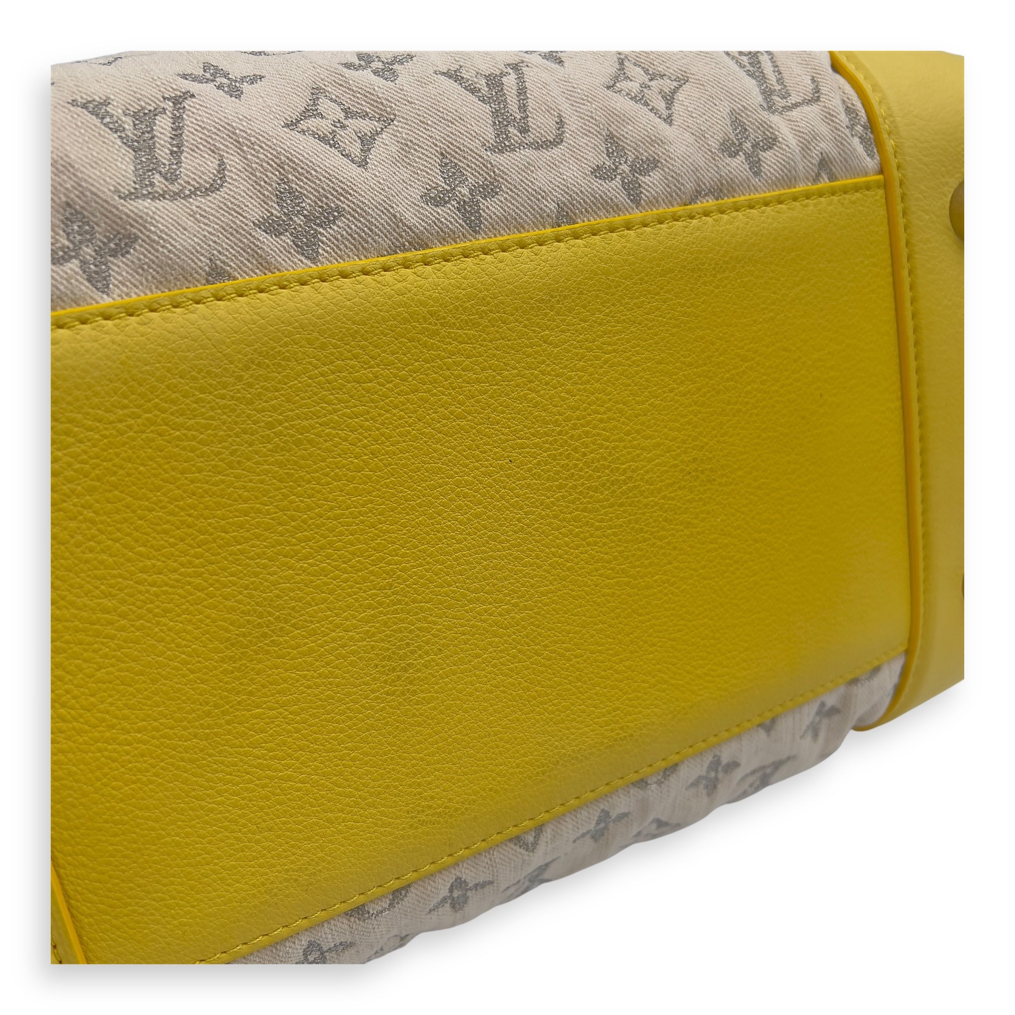 Louis Vuitton Speedy Round Beige Shoulder Bag in Denim, Gold hardware_7