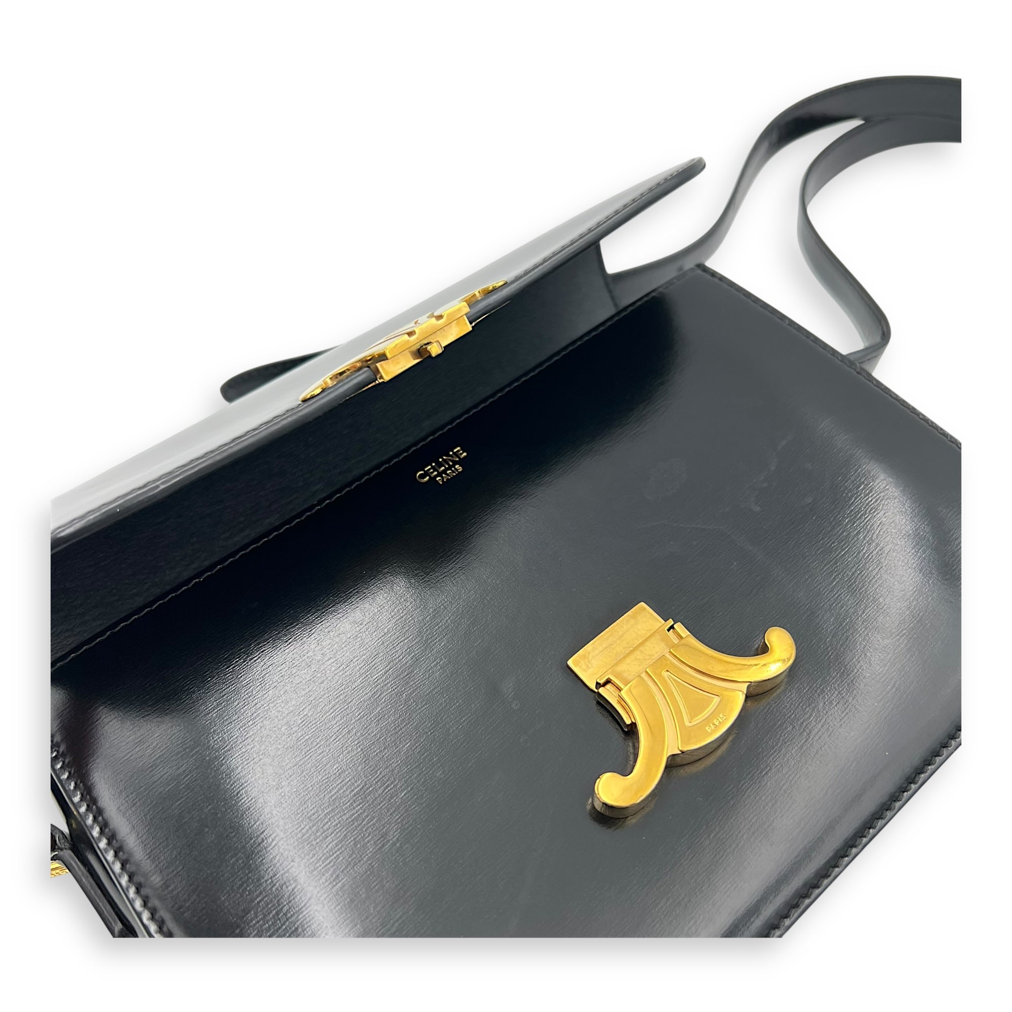 Celine Triomphe Classique Black Shoulder Bag in Calfskin, Gold hardware_7